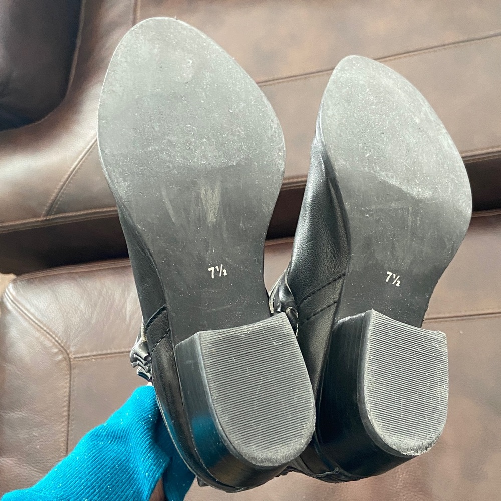 Diba's Skylar Black and Silver Ankle Booties, size 7.5M - Picture 9 of 13